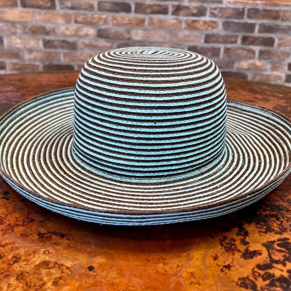 SALE!  Beautiful Filippo Catarzi Blue & Gray Stripe Hat - Picture 1 of 8